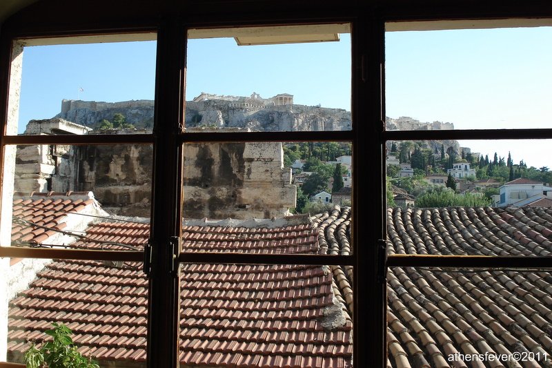 rooms with Greek ceramics