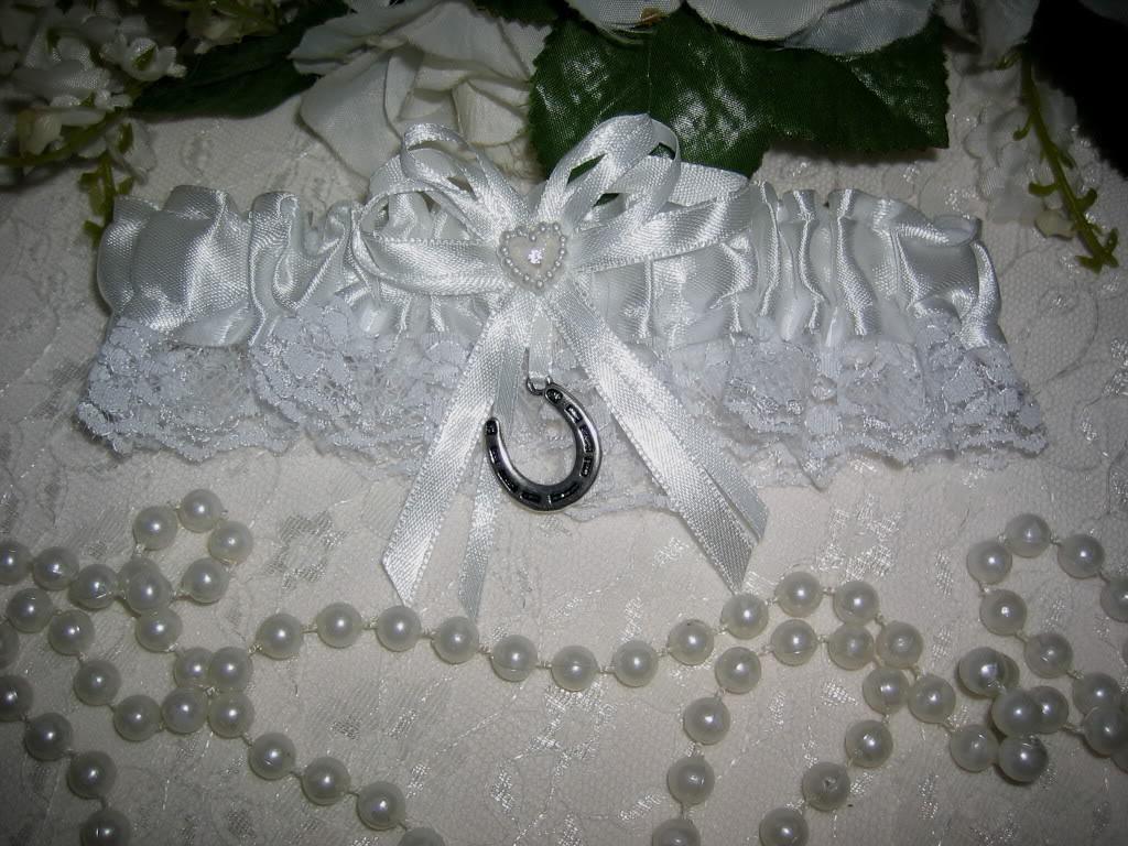 Western Horseshoe White Satin & Lace Garter