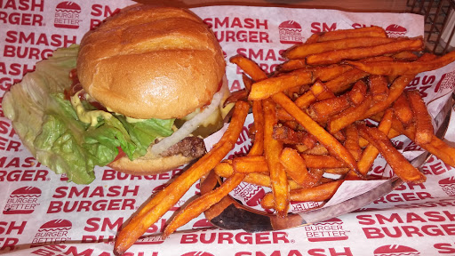 Hamburger Restaurant «Smashburger», reviews and photos, 550 Lancaster Ave, Radnor, PA 19087, USA