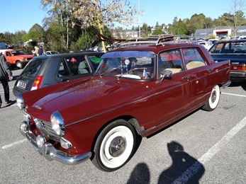 2018.10.21-039 Peugeot 404