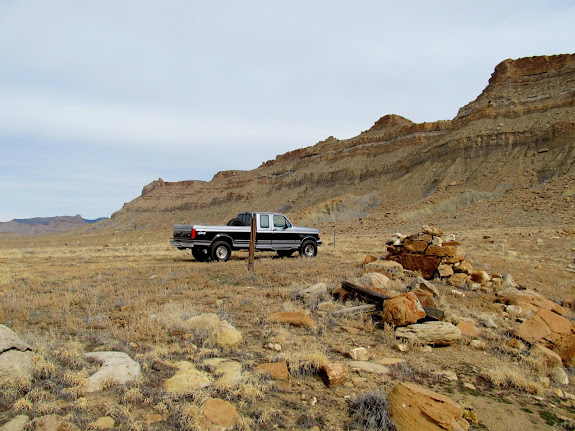 Parked at the end of the road and the beginning of the trail