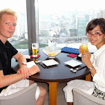 dinner time with Fumie at the Shiodome top floor - I look terrible in Shinagawa, Japan 