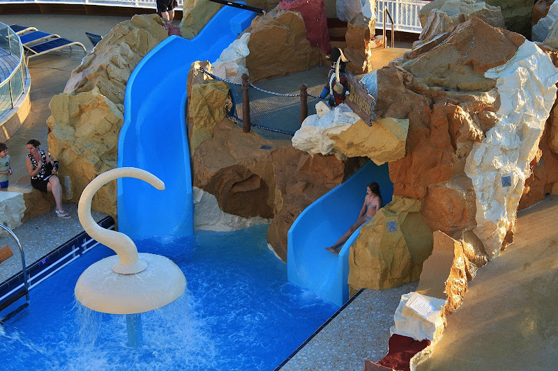 Круиз для лентяев и одиночек: Norwegian Spirit из Барселоны на Канары в январе 2013