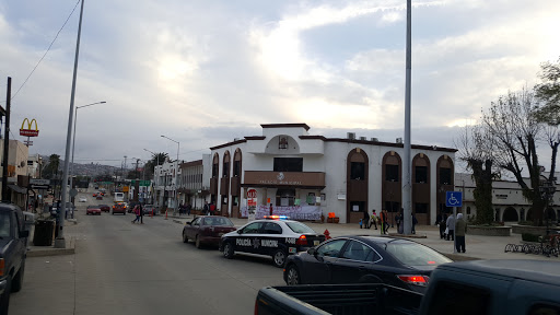 Ayuntamiento de Tecate, Pascual Ortíz Rubio 1310, Zona Centro, 21400 Tecate, B.C., México, Oficina de gobierno local | BC