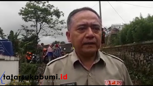 
Relokasi Pengungsi Longsor Cisolok, Iyos Somantri : Menteri Sosial Sudah Siap Untuk Melakukan Pembangunan
