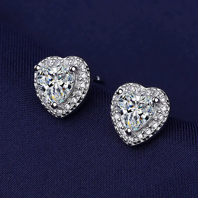 Title 4, Deslumbrante Corazón de Amor con Micro-diamante...