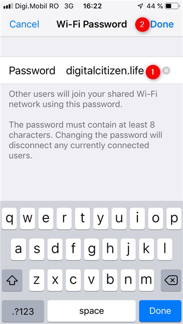 Scelta di una password diversa per l'hotspot personale