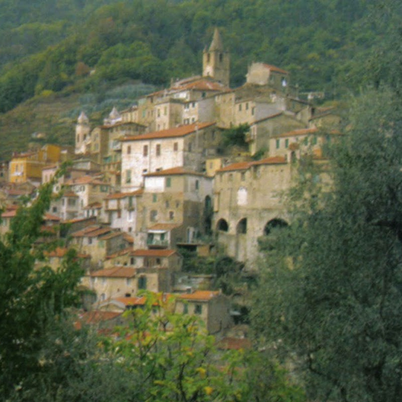 Ceriana, un paese nella roccia tra ulivi e frantoi.