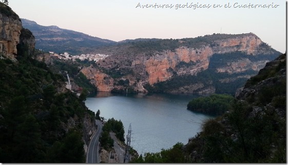 Arroyo colgado de Cortes