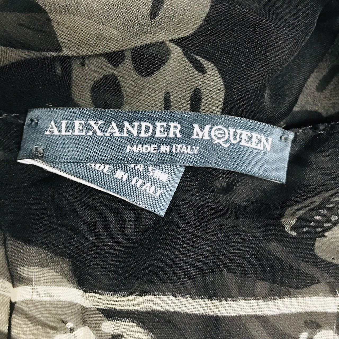 Alexander McQueen Classic Skull Scarf