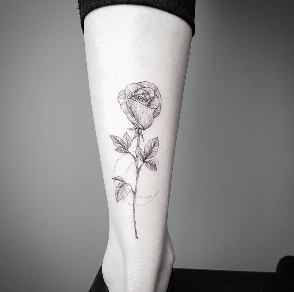 este_dotwork_rosa_2