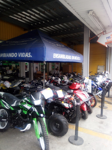 Mega Elektra, Benedicto López Sur 21, Centro, 61517 Zitácuaro, Mich., México, Tienda de motocicletas | MICH