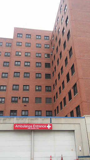 Veterans Hospital «Jesse Brown VA Medical Center», reviews and photos