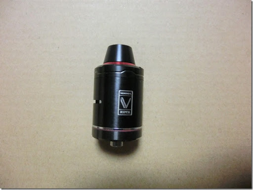 CIMG0412 thumb%255B1%255D - 【アトマイザー】VAPTIO VIVAKITA「Turbo RDTA-L Tank」(ターボRDTA-エル)レビュー。スタイリッシュでカッコよく爆煙だけれど、味も出る。優れた機能も搭載。RDTAとRDAの２in１！【爆煙/スピットバック防止/RDTA/RDA】