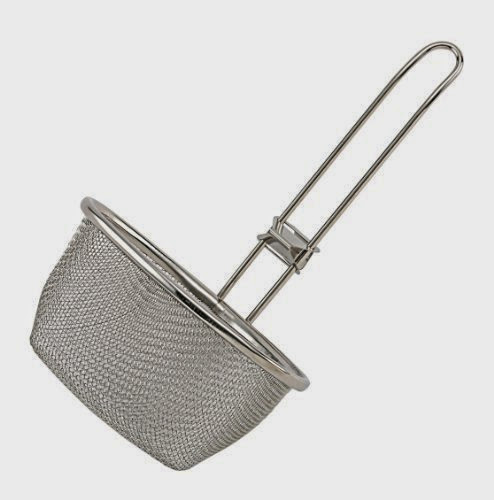  Kai DH3009ENG Select 100 Strainer Basket