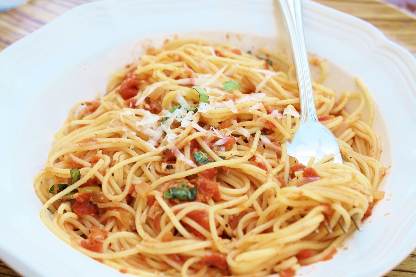 Angel Hair Pasta Recipe With Tomato & Basil - Muir Glen