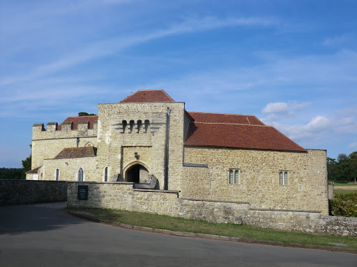 CIMG3040 Gatehouse, Leeds Castle