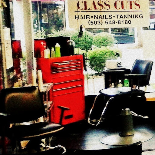 Class Cuts logo