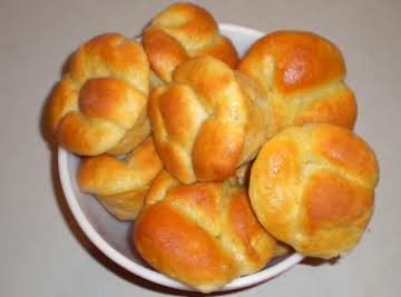 Easy Yeast Rolls