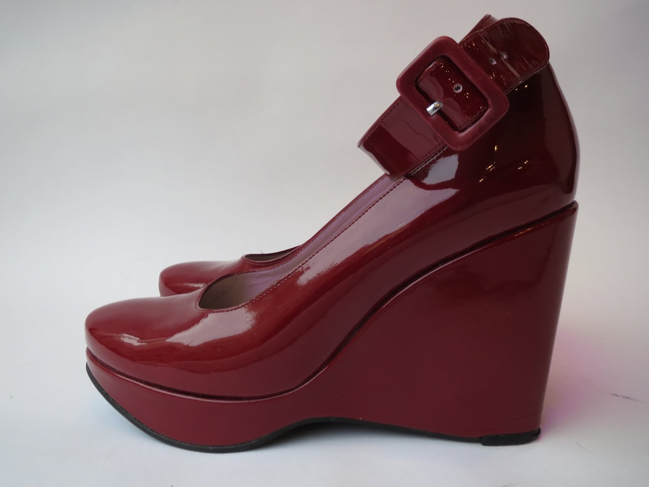 Robert Clergerie Patent Wedges