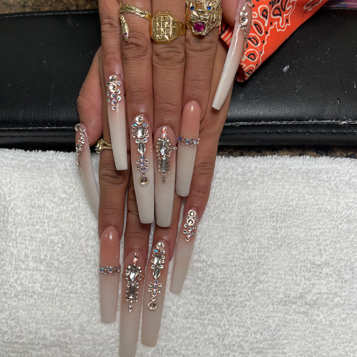 Diamond 3D Nails