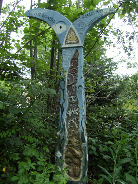 DSCF7820 Route marker on the Forest Way