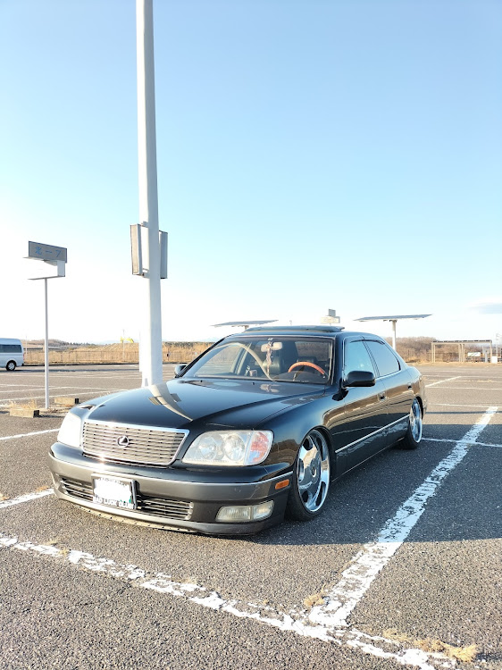 セルシオのLS400・福島空港・ゴミカメラ・USDM・エアサスに関するカスタム事例の投稿画像1枚目