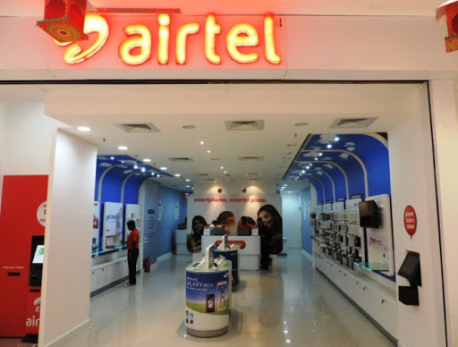 Airtel Hubli, No G-5, Ground Floor, Revankar Complex, TB Road, Opp ICICI Bank Near Court Circle,, Deshpande Nagar, Hubballi, Karnataka 580029, India, Internet_Service_Provider, state KA