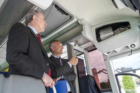 Medidores de contaminación en dos autobuses interurbanos 