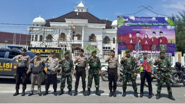 Patroli Sinergitas TNI-POLRI untuk Antisipasi Kerawanan Kamtibmas Menjelang Sidang PHPU Pilpres di Bengkalis.