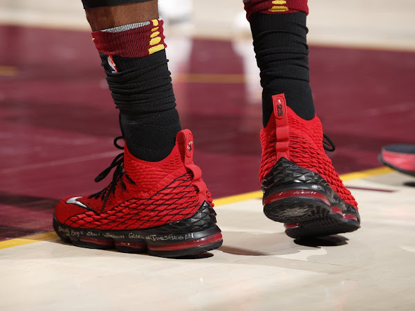 lebron james shoes from last night game