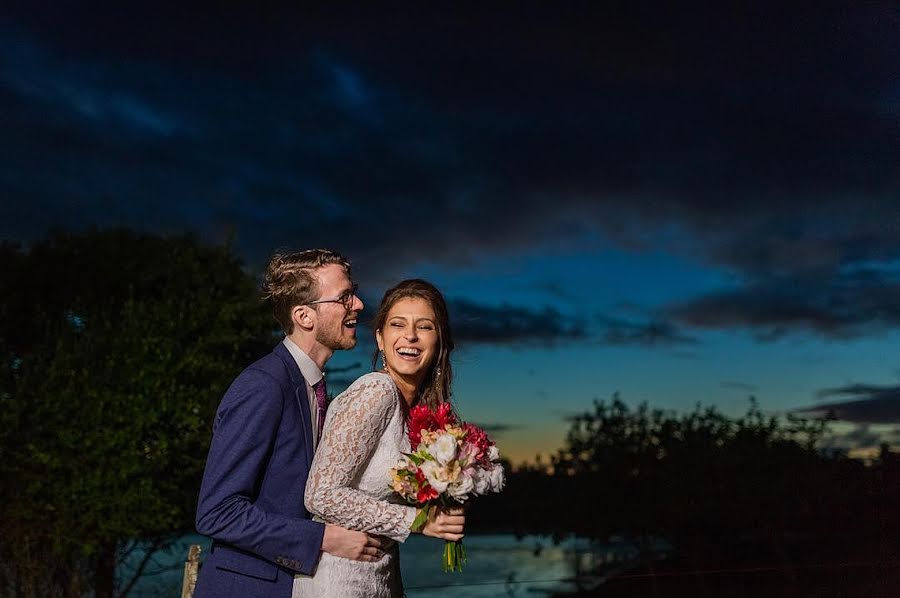 Fotografo di matrimoni Osvaldo Moreira (osvaldomoreira). Foto del 18 aprile 2020