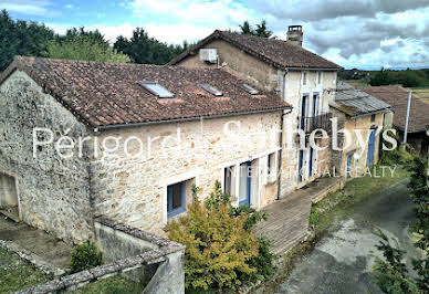 House with garden and terrace 8