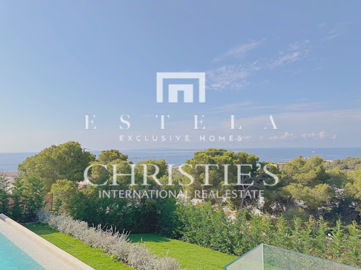 Villa avec piscine et jardin 4