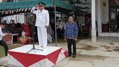 Camat Simpang Jernih Rahmadsyah, S.Pd  Irup Upacara Peringatan Kemerdekaan RI Ke-78 di Kecamatan