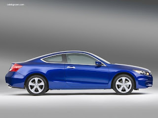 Honda-Accord_Coupe_2011_800x600_wallpaper_04.jpg