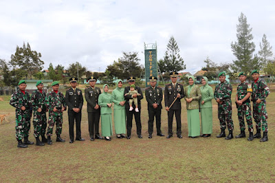 KSAD Jenderal TNI Dudung Abdurachman beri penghargaan 47 personel