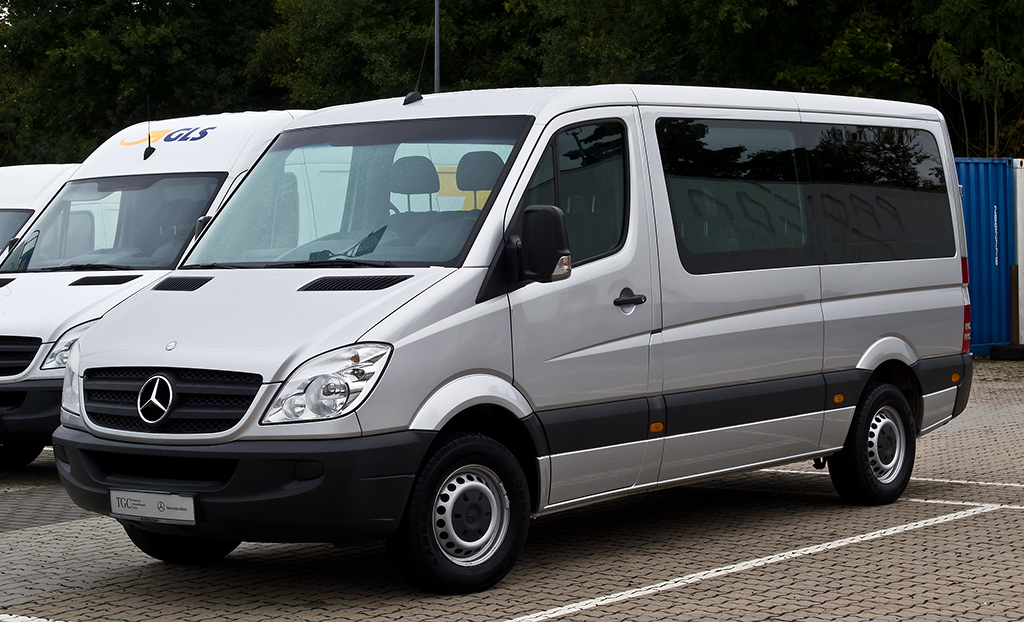 파일:Benz_Sprinter_144WB_NR(2006).jpg