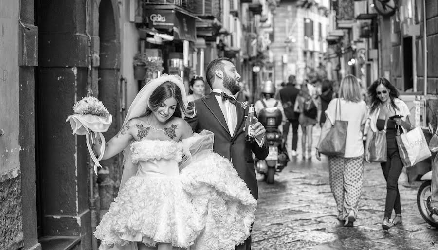 Wedding photographer Ugo Cosimo (hugsfree). Photo of 30 September 2020