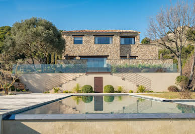 Maison avec terrasse 3