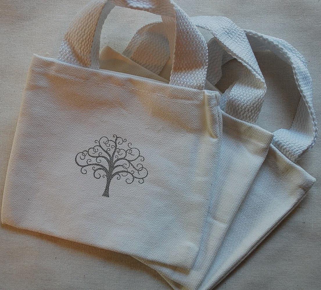 Scroll Tree White Cotton Mini