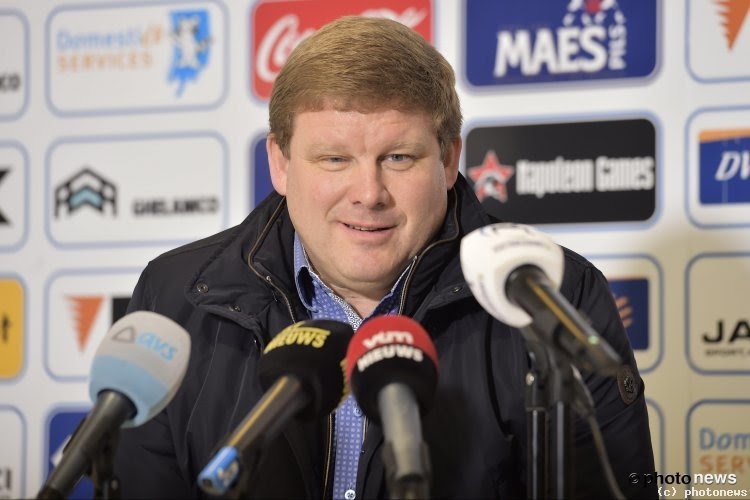 Vanhaezebrouck haalt zwaar uit naar Club Brugge en (alweer) naar Verbist: "Dat is blijkbaar de gewoonte bij bepaalde ploegen"