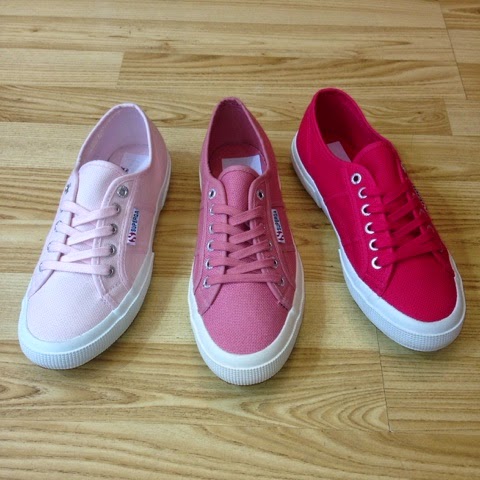 The Fashion Lift: The Chic Spring Trainer..Superga