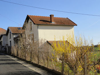 maison à Auzat-la-Combelle (63)