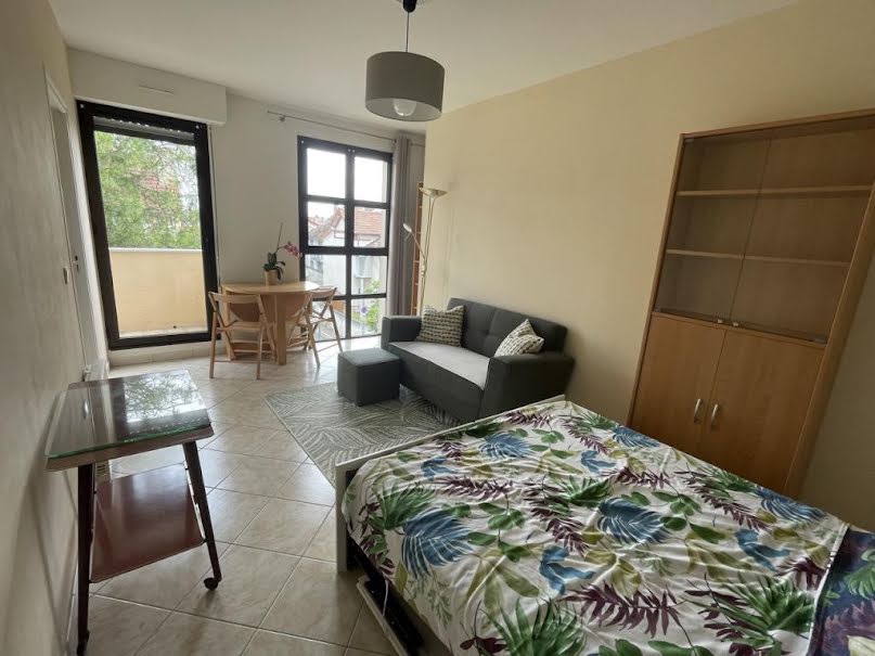 Location meublée appartement 1 pièce 29 m² à Houilles (78800), 950 €