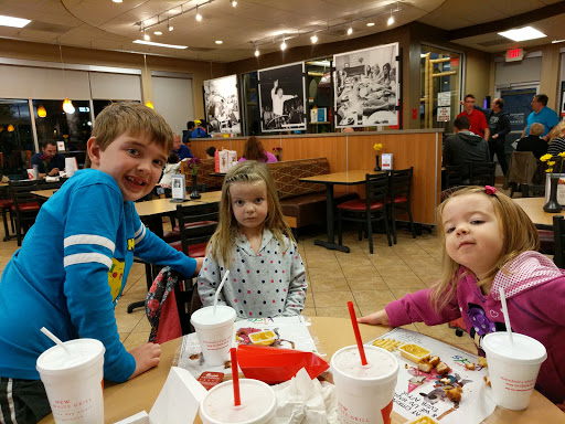 Fast Food Restaurant «Chick-fil-A», reviews and photos, 2740 US-34, Oswego, IL 60543, USA