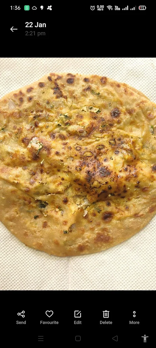 Paneer Paratha With Curd