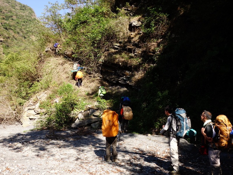 2014_0101-0105 萬山神石、萬山岩雕順訪萬頭蘭山_0027