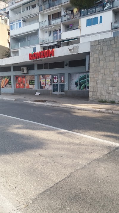 Photos of Konzum 754