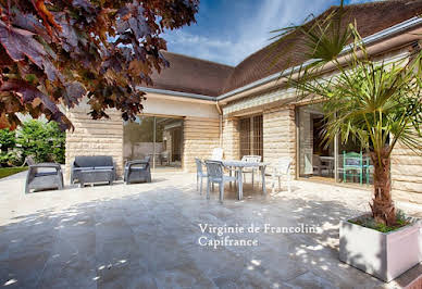 Maison avec terrasse 8